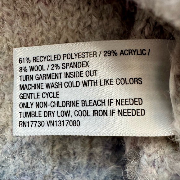 NWT Wild Fable Oversize Boucle Crew Sweater Pink/Blue/Gray/Cream Ombré Stripe XS - Picture 6 of 14